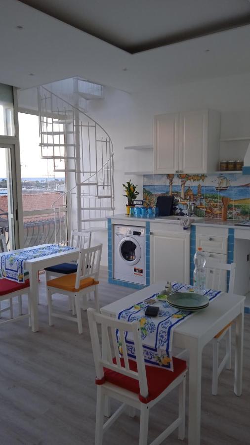 Donna Sicilia 2 Apartamento Giardini Naxos Exterior foto